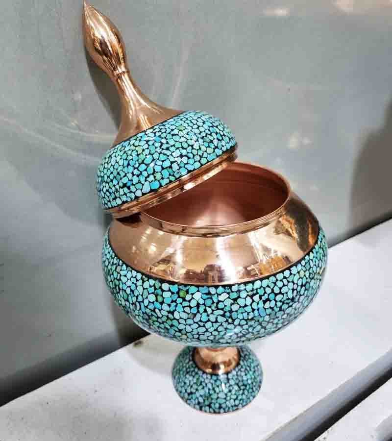 شکلات خوری فیروزه